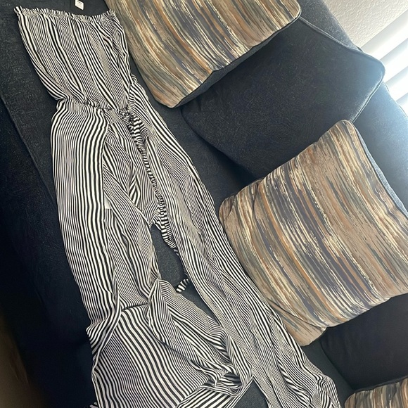 Never worn. Tag still on. Airy, summer jumpsuit. - Picture 1 of 2